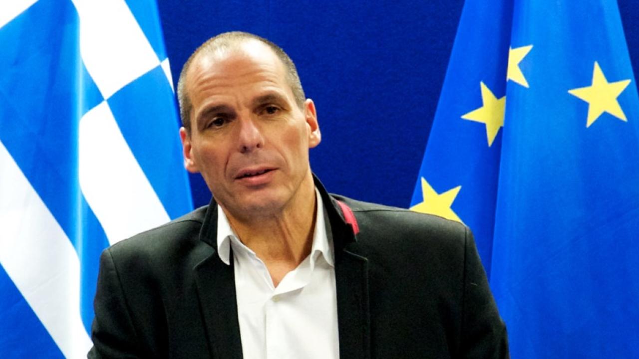 Yanis Varoufakis har fortfarande premiärminister Tsipras förtroende. Arkivbild.