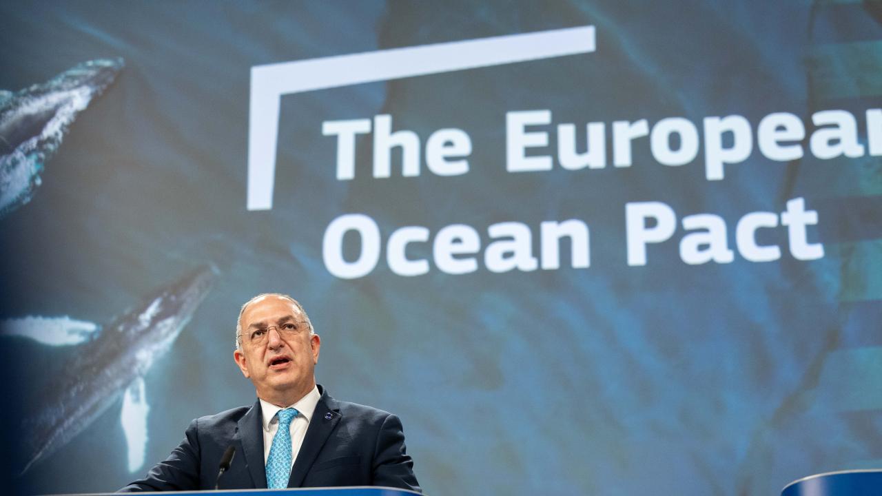 EU:s havskommissionär Costas Kadis. 