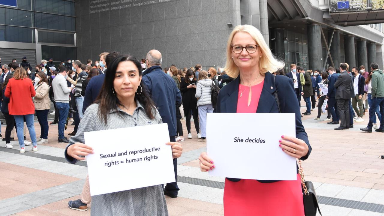 EU-parlamentarikerna Evin Incir och Heléne Fritzon (S). Arkivbild.