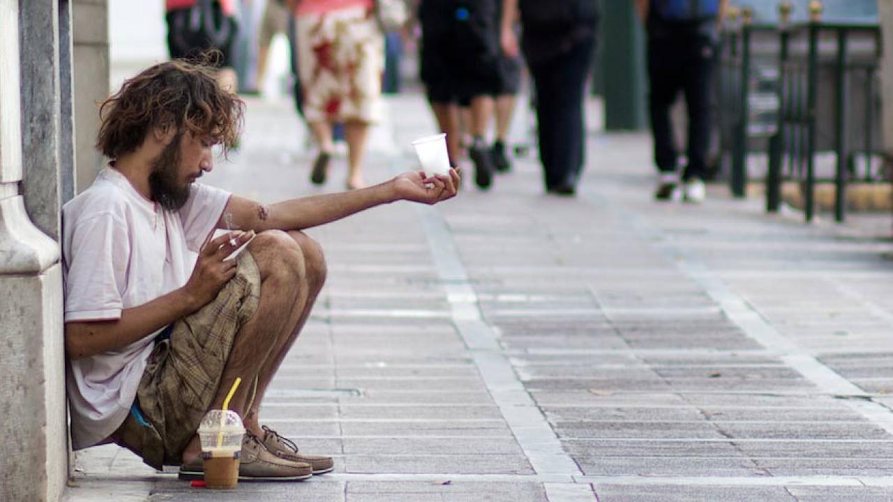 Antalet Hiv-smittade bland droganvändare har ökat från 15 år 2009 till 484 under 2012 i Grekland. Mannen på bilden har inget med artikeln att göra. Arkivbild.