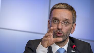 FPÖ-ledaren Herbert Kickl har tidigare varit inrikesminister i en koalitionsregering med kristdemokratiska ÖVP. Arkivbild.