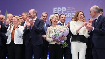 Ursula von der Leyen fick 400 av de 499 giltiga rösterna på EPP:s konvent för att bli paraplypartiets toppkandidat i EU-valet.