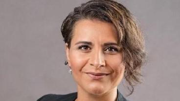 Europaparlamentariker Abir Al-Sahlani (C).