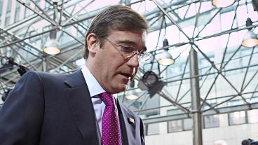 Den portugisiske premiärministern Pedro Passos Coelho pressas att spara in upp till motsvarande elva miljarder kronor. Arkivbild.