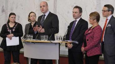 Flera regeringsministrar och Miljöpartiet presenterade idag gemensamt sin uppgörelse om migrationpolitik.