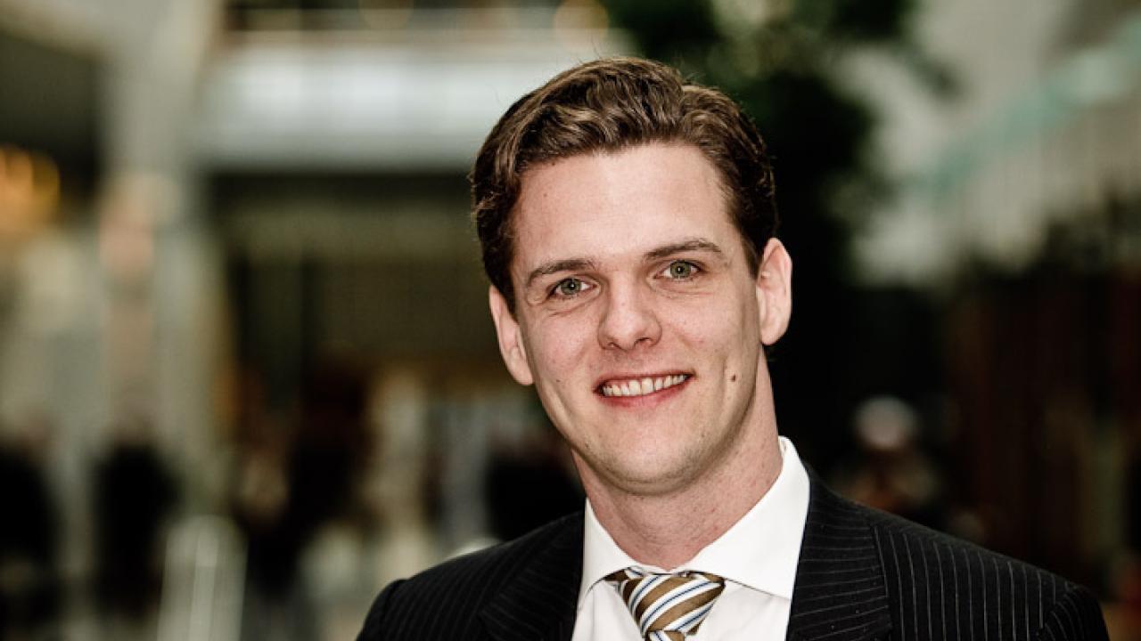 "För den som läser texten i avtalet framgår det svart på vitt att skyddet för arbetare och kollektivavtal endast kan stärkas och inte försämras med Ceta", skriver Christofer Fjellner (M). Arkivbild.