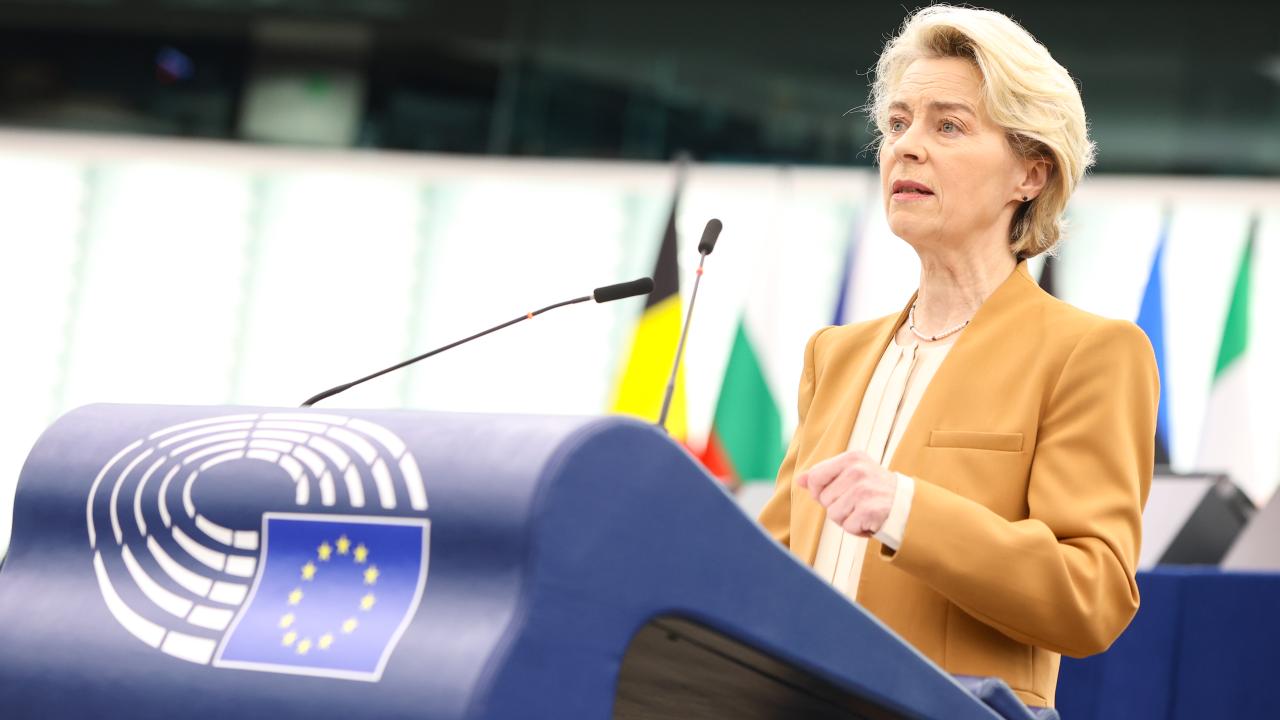 EU-kommissionen väntas presentera sin strategi för försvarsindustrin den 27 februari. 