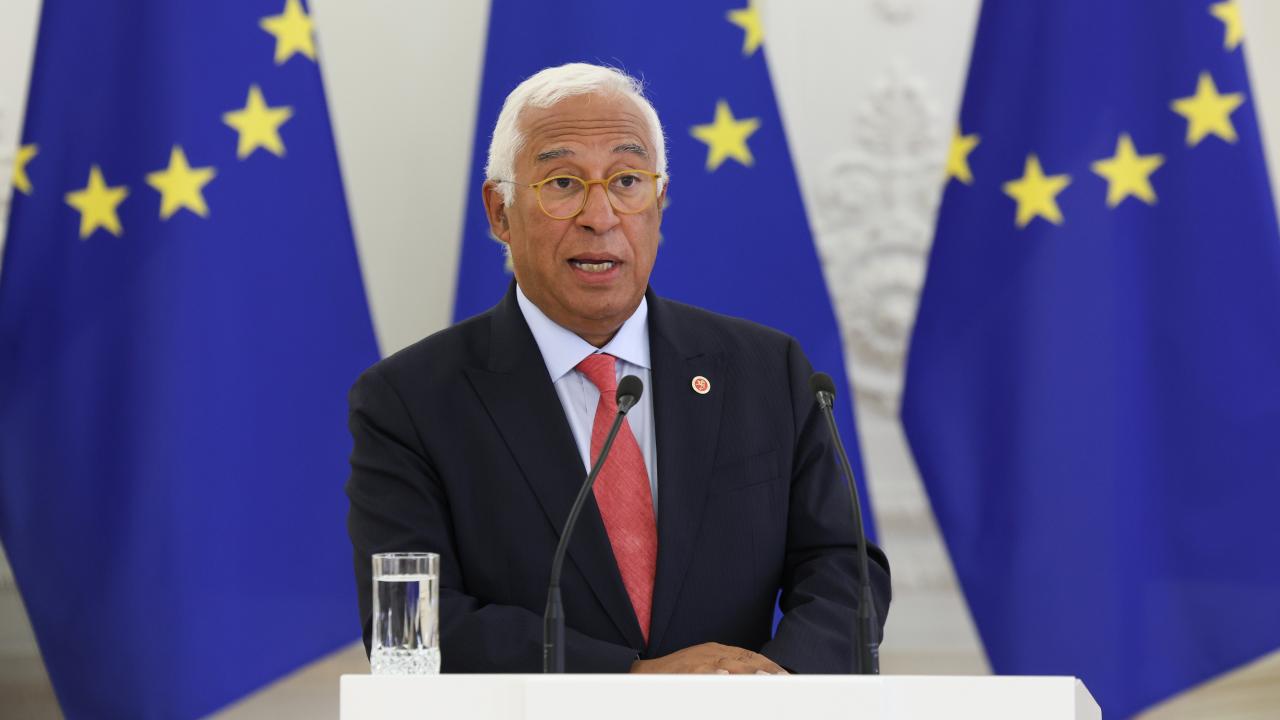 Europeiska rådets ordförande António Costa uppmanade EU-länderna att sätta i gång förhandlingarna om Ukrainas framtida EU-medlemskap.