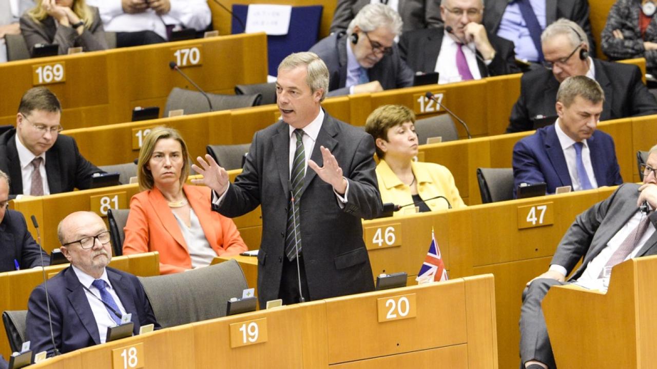 Nigel Farage under tisdagens debatt i EU-parlamentet. 