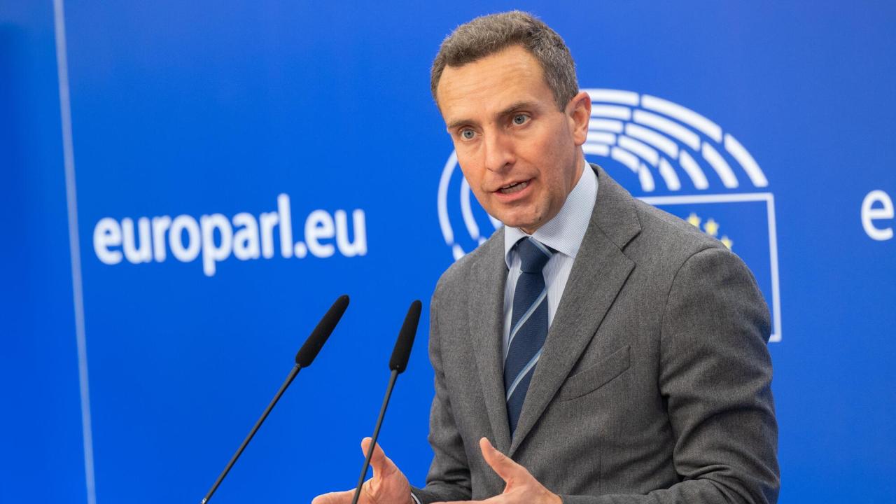 Europaparlamentariker Tomas Tobé (M) pekar ut tre måsten för att EU:s geopolitiska storprojekt Global Gateway ska bli framgångsrikt.