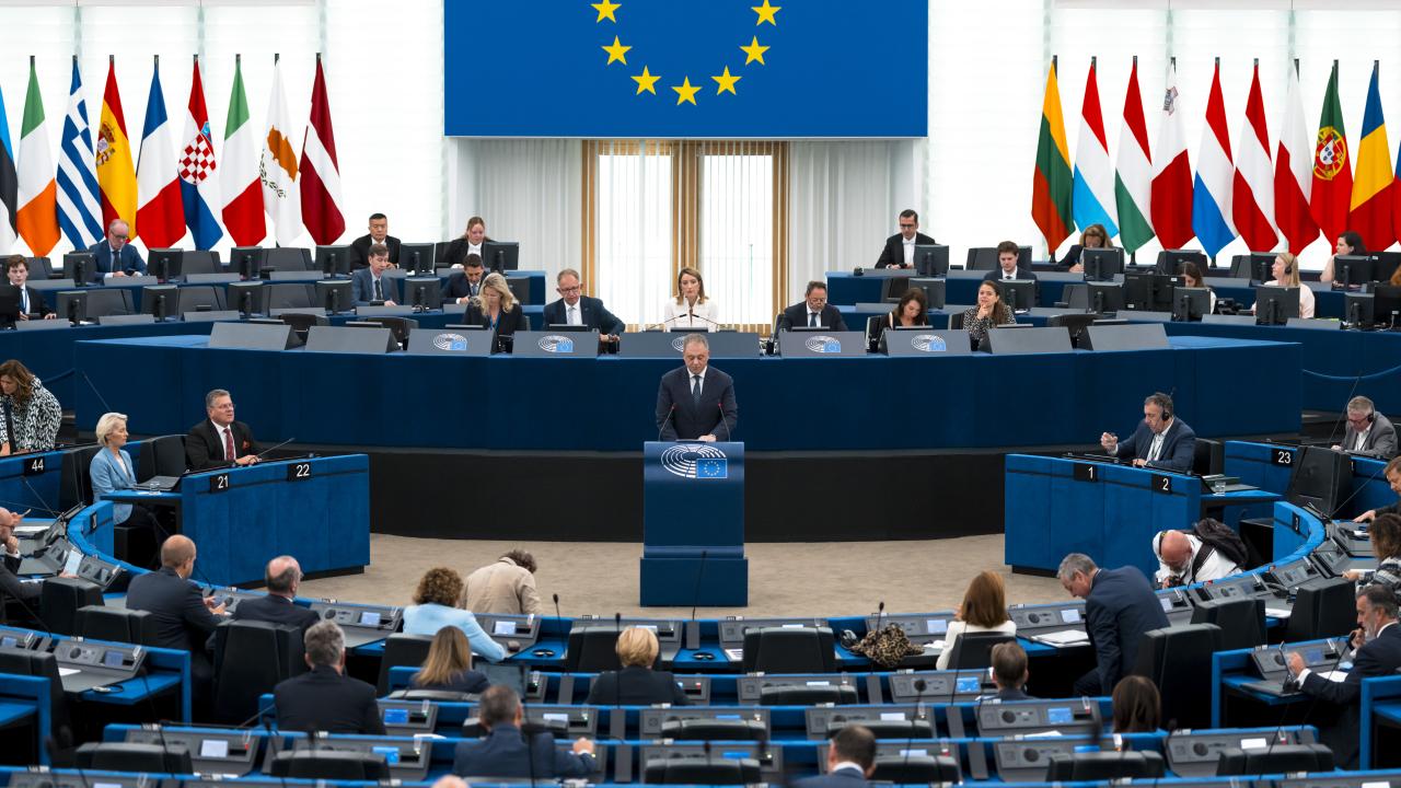 EU-parlamentet debatterade energipriser, ny EU-budget, utvidgning och hydbridhot inför kommande toppmöte. 