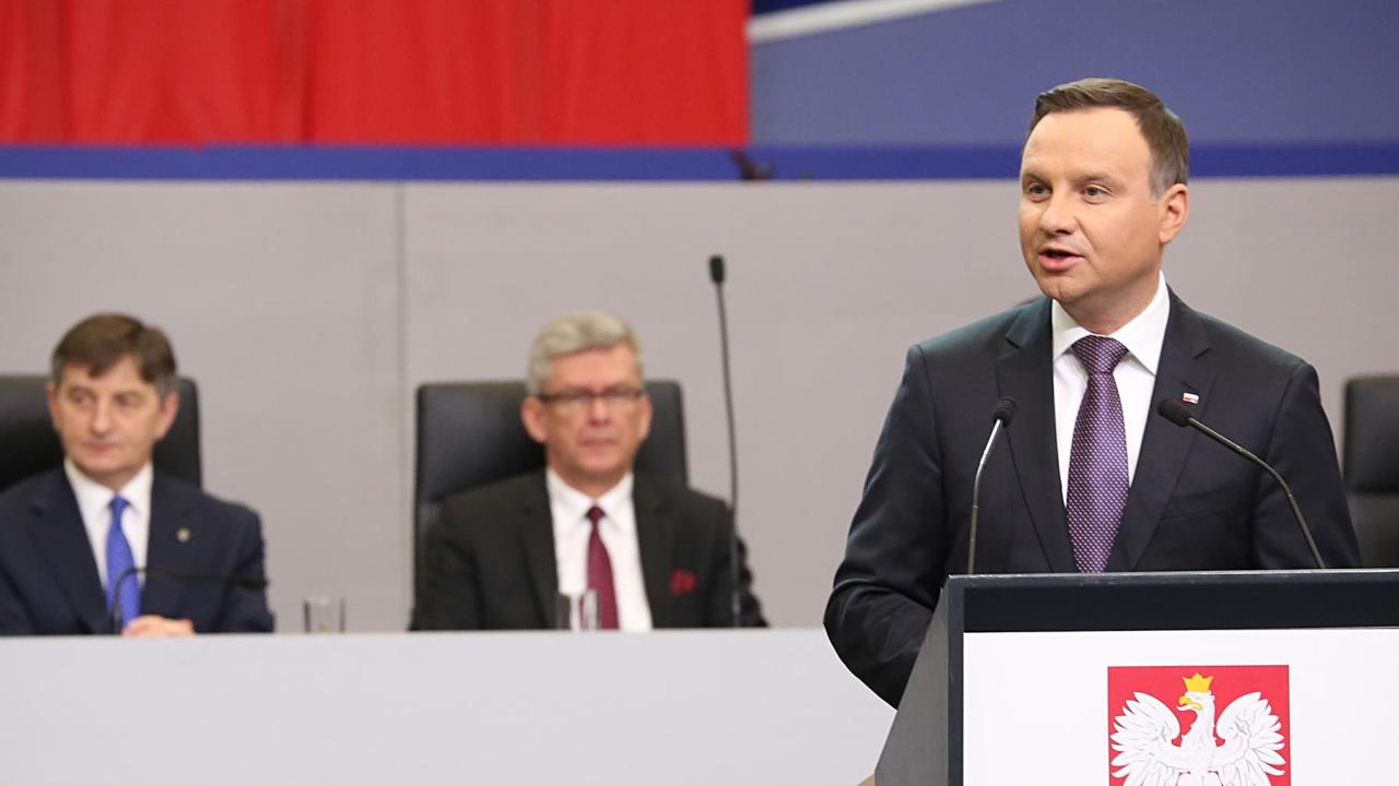 Polens president Andrzej Duda anser att landets författning från 1997 är föråldrad. Arkivbild.