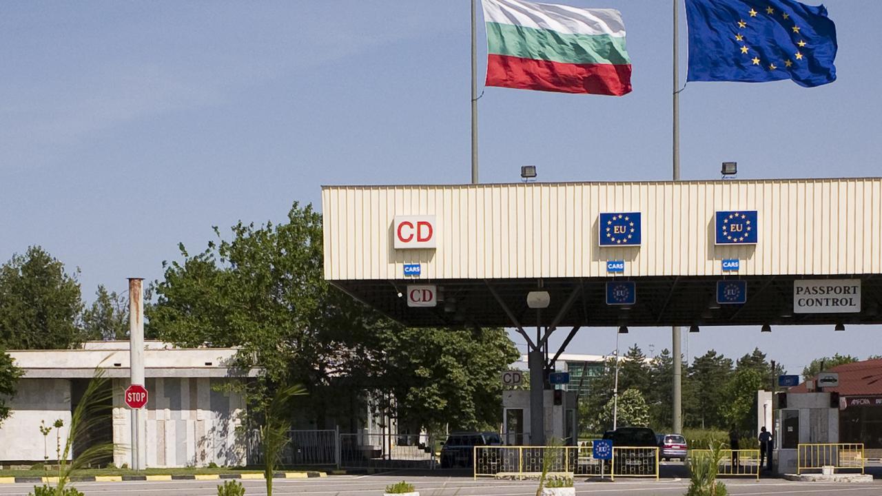 Endast resor luft- och sjövägen till och från Rumänien och Bulgarien omfattas av passfriheten. Arkivbild.