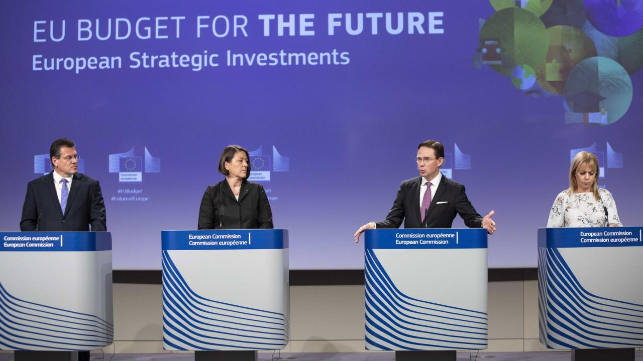 Flera EU-kommissionär lade i samlad trupp fram nya budgetförslag på onsdagen. 