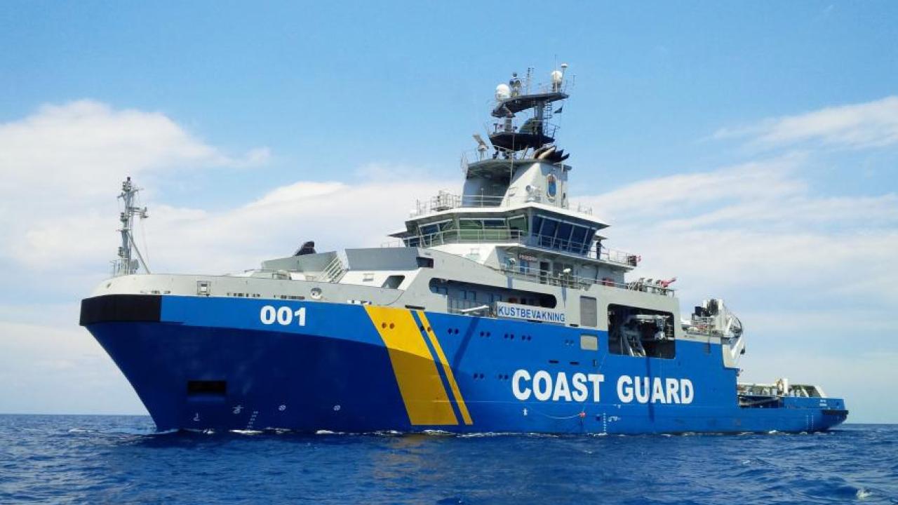 Det svenska bevakningsfartyget KBV 001 Poseidon från Göteborg.