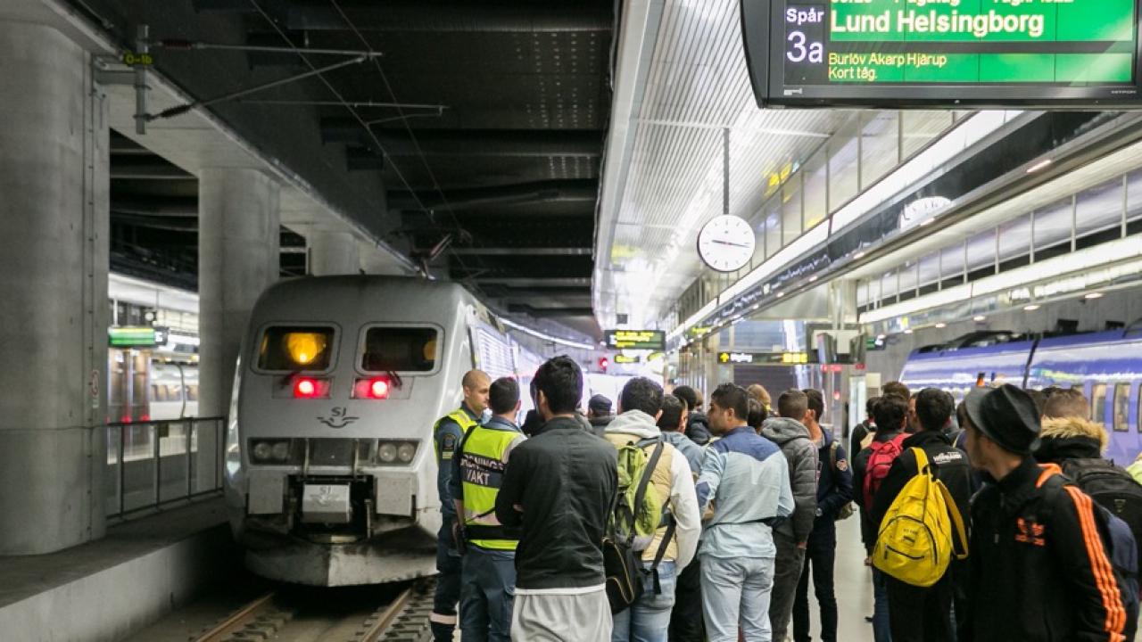 Migrationsverket uppskattar att det i år kommer runt 160 000 nyanlända flyktingar till Sverige. Arkivbild.
