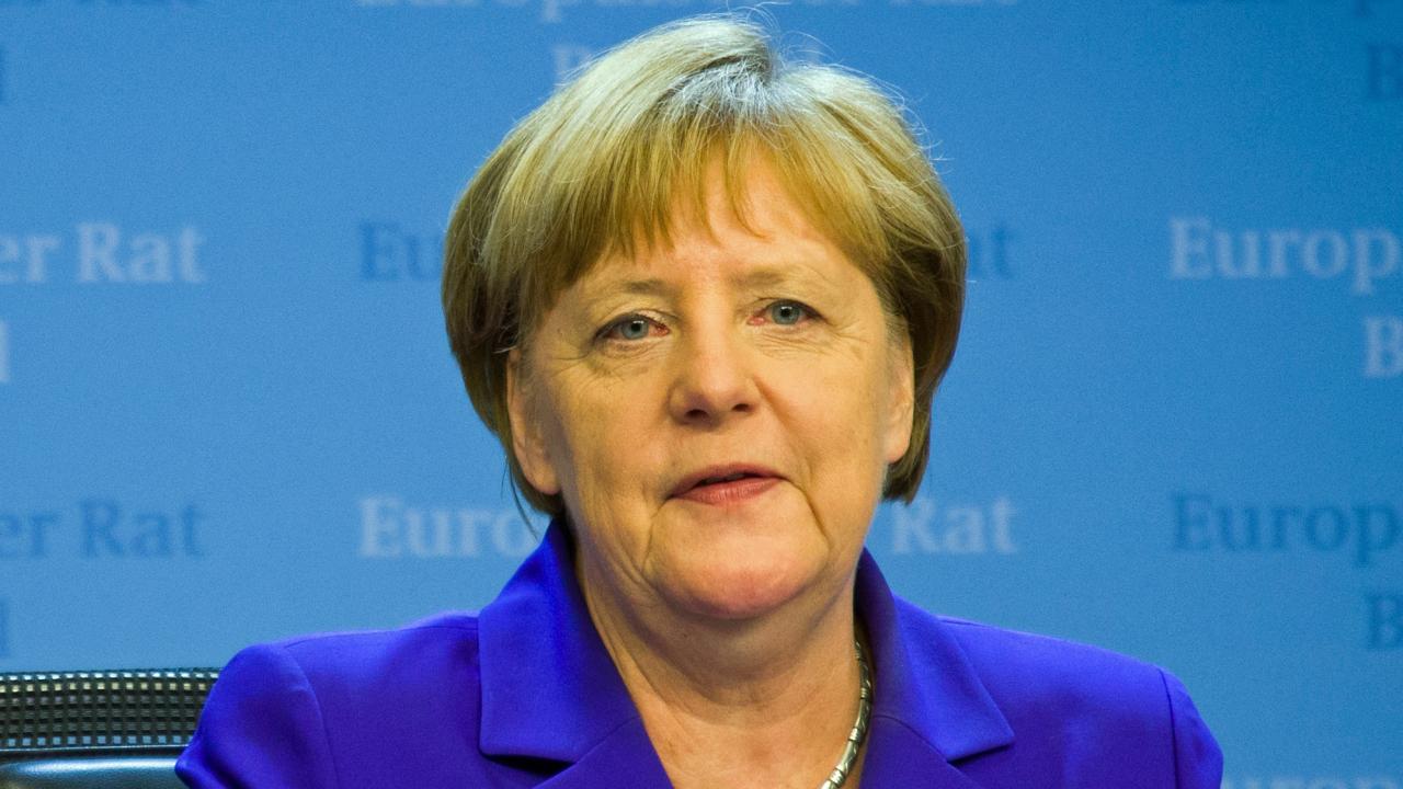 Tysklands förbundskansler Angela Merkel avvisar förslaget dra in EU-bidrag för länder som vägrar ta emot asylsökande. Arkivbild.