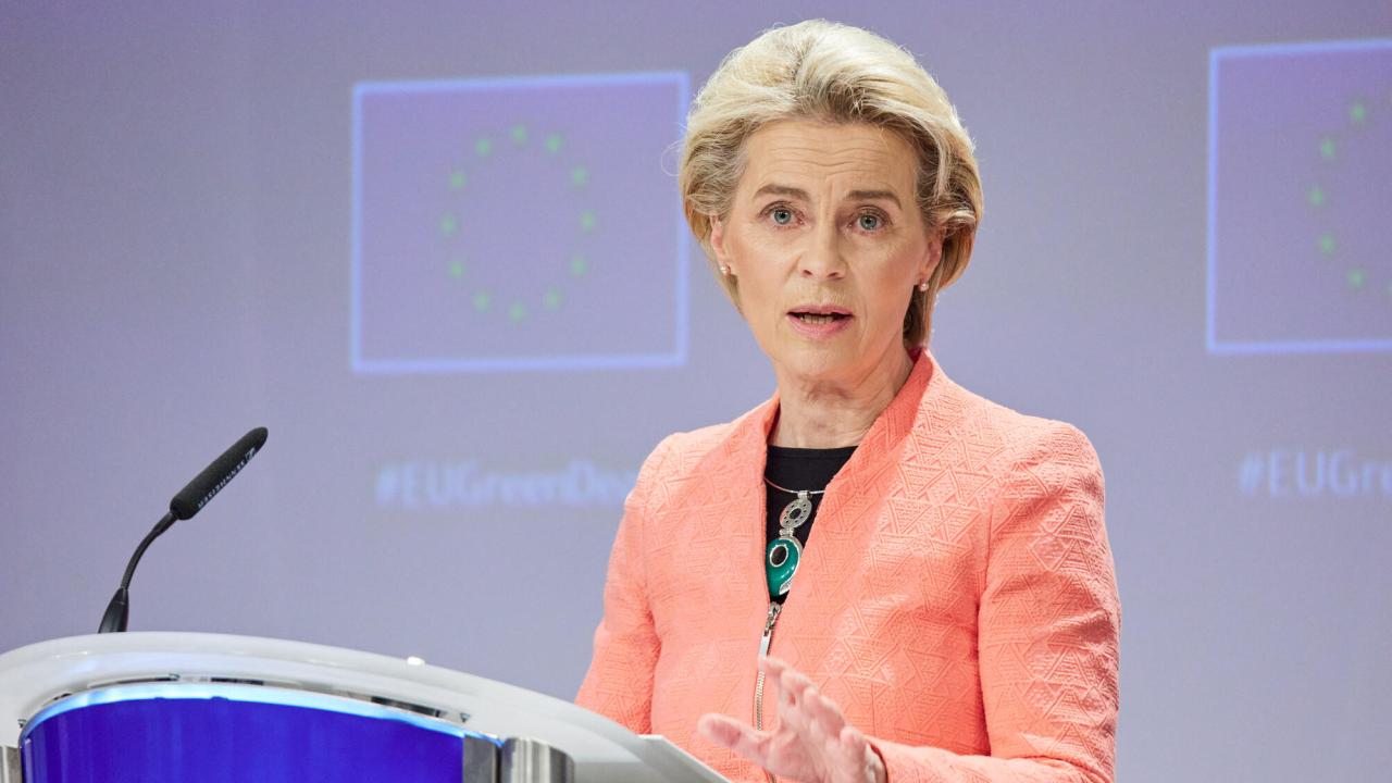 EU-kommissionens ordförande Ursula von der Leyen under onsdagens presentation. 