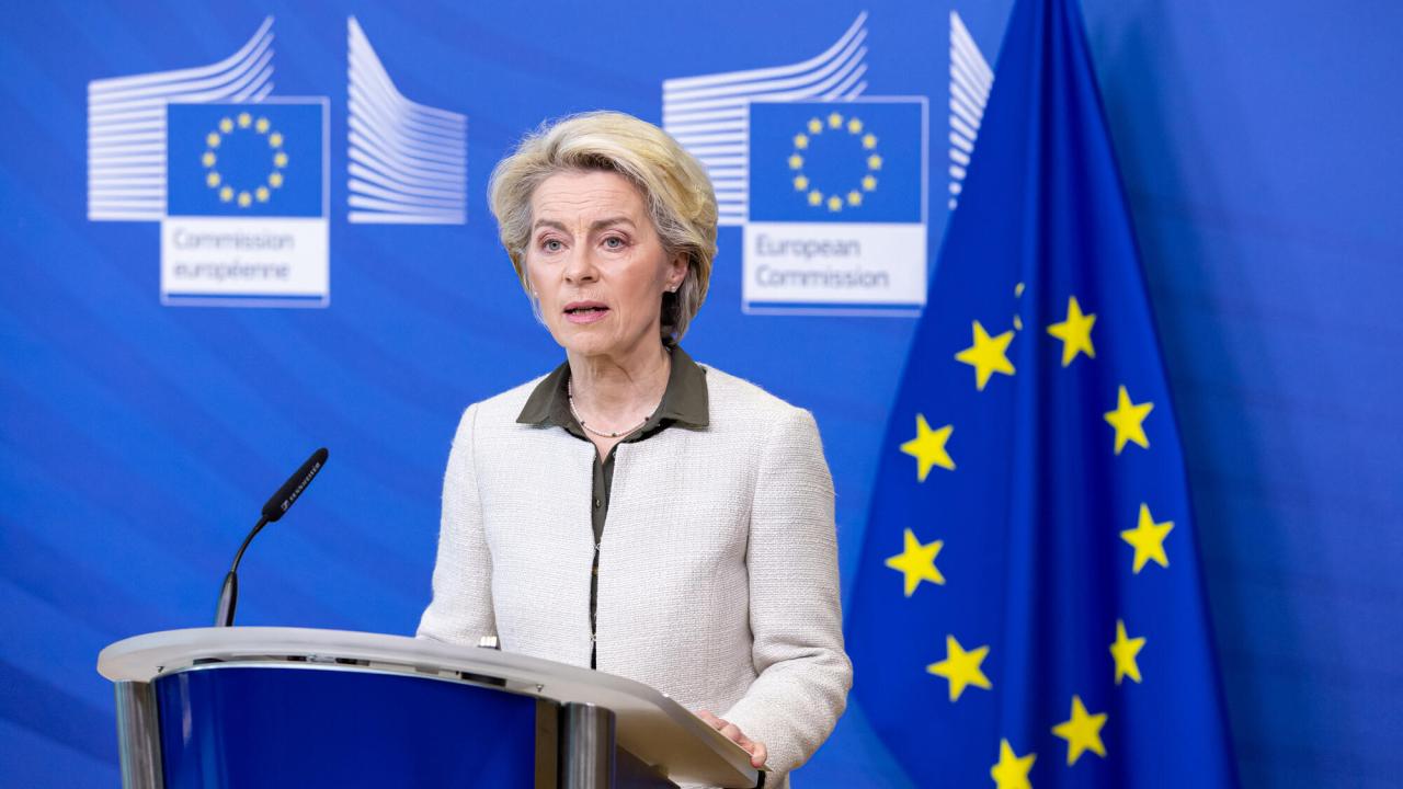 Ursula von der Leyen meddelade på söndagen ytterligare sanktioner mot Ryssland, se hela listan i faktaboxar nedan.