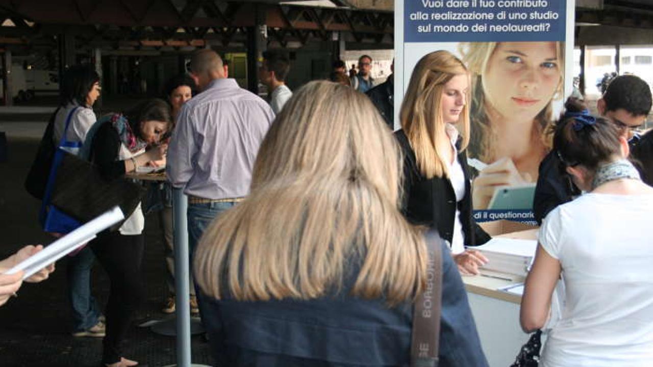 Runt var tredje italiensk ungdom går utan arbete. Arkivbild.