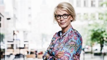 Moderaternas finanspolitiska talesperson Elisabeth Svantesson kritiserar regeringens arbete mot ungdomsarbetslöshet.