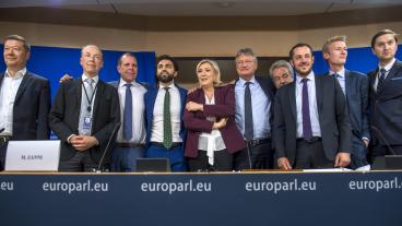 Nio partier ingår i nybildade Identitet och demokrati.