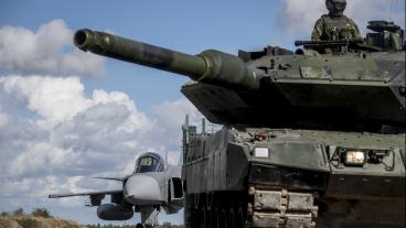 Senast Sveriges försvarsutgifter översteg två procent av BNP var i början av 1990-talet. Arkivbild.