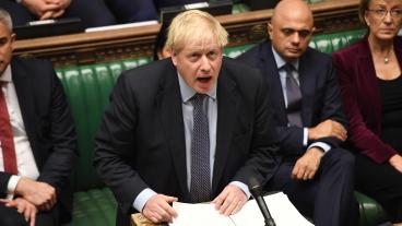 Storbritanniens premiärminister Boris Johnson i talarstolen i parlamentets underhus. Arkivbild.