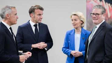 Fredsplanerna diskuterades av ledare under helgen G20-möte i Sydafrika. Från vänster till höger: Kanadas Mark Carney, Frankrikes Emmanuel Macron, EU-kommissionens Ursula von der Leyen och Storbritanniens Keir Starmer.
