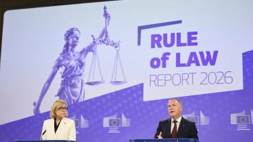 EU:s demokratikommissionär Henna Virkkunen och justitiekommissionär Michael McGrath.