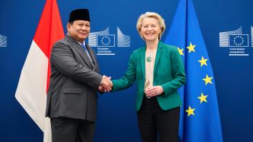 Indonesiens president Prabowo Subianto och EU-kommissionens ordförande Ursula von der Leyen under ett möte i juli då handelsavtalet stod på dagordningen. Arkivbild.