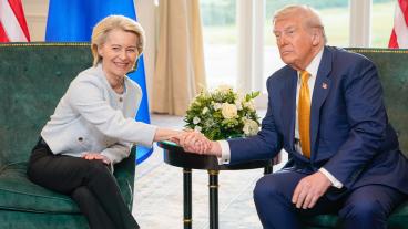 EU-kommissionens ordförande Ursula von der Leyen och USA:s president Donald Trump efter söndagens uppgörelse.