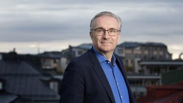 Peter Hellberg ordförande i Unionen uppmanar regeringen att delta i EU-samarbetet om det sociala Europas utveckling om inte annat för att skydda den svenska arbetsmarknadsmodellen.