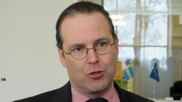 Finansminister Anders Borg (M) menar att trots oron kring Grekland så är det ekonomiska läget idag bättre än i höstas.  