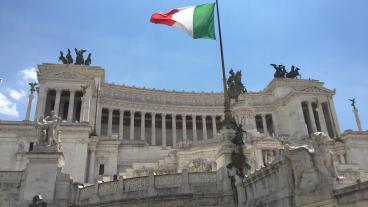 Italien är ett av de länder vars statsskuld riskerar att växa än mer de kommande åren enligt en ny rapport från EU-kommissionen.