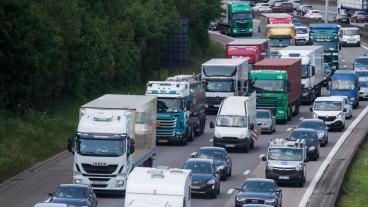 Sverige vill skärpa reglerna för transportsektorn och stoppa social dumping.  