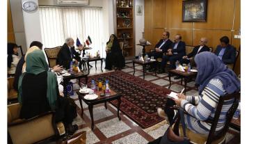 EU vill ge ökat stöd till Iran efter USA sanktioner. Energikommissionär Miguel Arias Cañete ska åka till Iran i helgen. Här vid ett tidigare besök. 