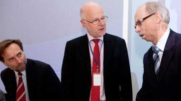 Martin Westlake,  EESK:s ordförande Staffan Nilsson och EU-kommissionären Janusz Lewandowski vid ESSK:s möte i juli.