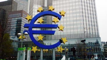 Sverige skulle kraftigt förlora i inflytande på att vara med i Europakten, skriver Thomas Janson och Claes-Mikael Jonsson.