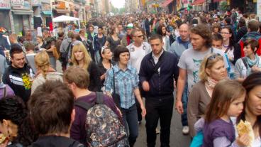 Arkivbild. EU är bra för ländernas offentliga finanser men inte euron, anser medborgare i ett urval av EU-stater.