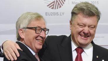 EU-kommissionens ordförande Jean-Claude Juncker och Ukrainas president Petro Porosjenko. Arkivbild.