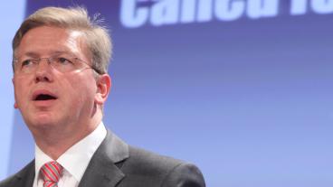 Utvidgningskommissionär Stefan Füle presenterar 2012 års utvidgningspaket.