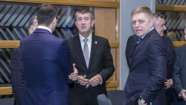 Visegradsländernas stats- och regeringschefer på EU-toppmötet i december 2017. 